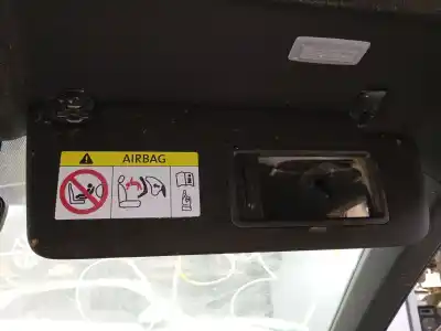 Peça sobressalente para automóvel em segunda mão PARA-SOL DIREITO por VOLKSWAGEN T-ROC (A11, D11) 1.5 TSI Referências OEM IAM   