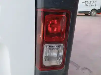 Piesă de schimb auto la mâna a doua LAMPÃ SPATE DREAPTA ÎN BARÃ pentru OPEL VIVARO B AUTOBÚS (X82) 1.6 CDTI (06) Referințe OEM IAM   