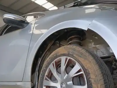 Автозапчасти б/у переднее правое крыло за peugeot 208 i (ca_, cc_) 1.2 vti 82 ссылки oem iam   