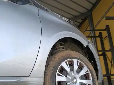 Автозапчасти б/у переднее правое крыло за peugeot 208 i (ca_, cc_) 1.2 vti 82 ссылки oem iam   