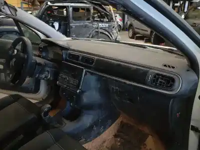 Автозапчастина б/у панель приладів для citroen c3 iii (sx) 1.2 vti 82 посилання на oem iam 