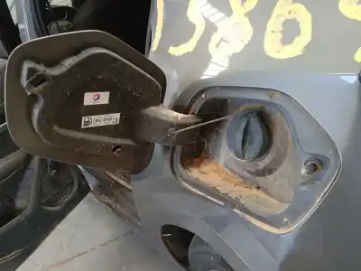 Автозапчастина б/у зовнішній пливний колпак для peugeot 208 ii (ub_, up_, uw_, uj_) 1.2 puretech 75 посилання на oem iam   