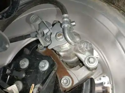 Автозапчастина б/у ЗАДНІЙ правий гальмівний супорт для OPEL CORSA F  Посилання на OEM IAM   