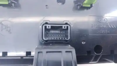 Second-hand car spare part climate control for kia ceed (cd) 1.4 t-gdi oem iam references 97250j7201 e3-a3-19-1 