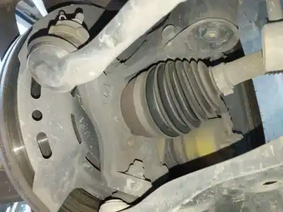 Second-hand car spare part front left knuckle for kia ceed (cd) 1.4 t-gdi oem iam references 