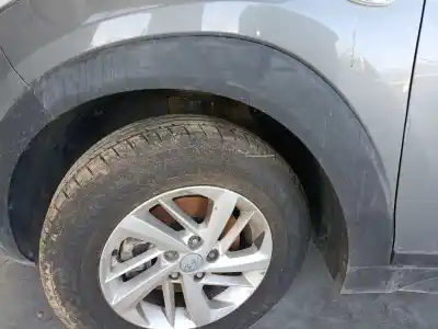 Peça sobressalente para automóvel em segunda mão aba do guarda-lamas dianteiro esquerdo por hyundai tucson (tl, tle) 1.6 gdi referências oem iam 