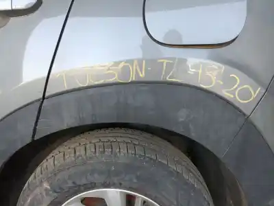 Peça sobressalente para automóvel em segunda mão aba do guarda-lamas traseiro esquerdo por hyundai tucson (tl, tle) 1.6 gdi referências oem iam 