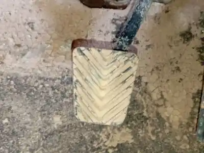 Автозапчасти б/у педаль тормоза за kia stonic (yb) 1.0 t-gdi ссылки oem iam 