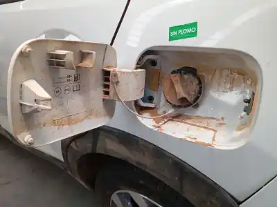 Pezzo di ricambio per auto di seconda mano tappo esterno del carburante per kia stonic (yb) 1.0 t-gdi riferimenti oem iam   