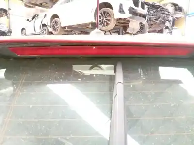 Peça sobressalente para automóvel em segunda mão farolim de travão central por renault clio v (b7_) tce 90 (b7mt) referências oem iam  Peça sobressalente para automóvel em segunda mão farolim de travão central por renault clio v (b7_) tce 90 (b7mt) referências oem iam
