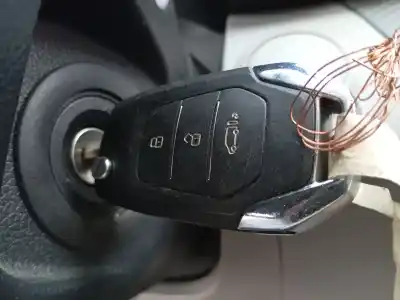 Recambio de automóvil de segunda mano de ANTIRROBO para MAXUS DELIVER 9 FURGÓN 2.0 D (SV63C) referencias OEM IAM   
