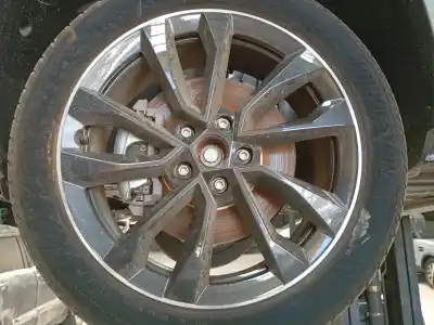 Автозапчастина б/у шина для SKODA KAROQ (NU7, ND7) 2.0 TDI Посилання на OEM IAM 215/50/18  