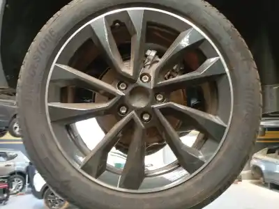 Автозапчастина б/у шина для SKODA KAROQ (NU7, ND7) 2.0 TDI Посилання на OEM IAM 215/50/18  