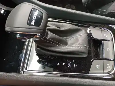 Автозапчастина б/у передач для SKODA KAROQ (NU7, ND7) 2.0 TDI Посилання на OEM IAM   