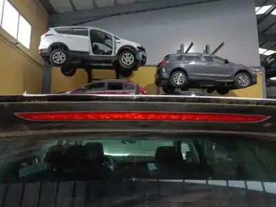 Tweedehands auto-onderdeel centraal remlicht voor skoda kodiaq (ns7, nv7, ns6) 2.0 tdi oem iam-referenties 