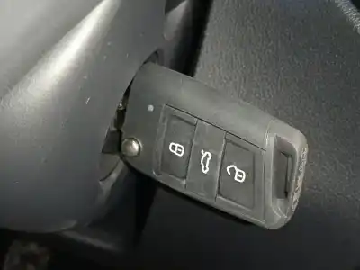 Second-hand car spare part anti-theft device for skoda fabia iv (pj3) 1.0 mpi oem iam references  Second-hand car spare part anti-theft device for skoda fabia iv (pj3) 1.0 mpi oem iam references