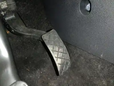 Second-hand car spare part accelerator pedal for skoda fabia iv (pj3) 1.0 mpi oem iam references 2q1723503 Second-hand car spare part accelerator pedal for skoda fabia iv (pj3) 1.0 mpi oem iam references 2q1723503