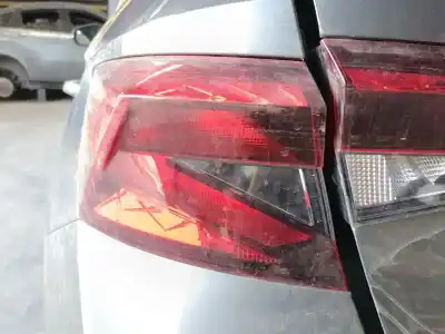 Second-hand car spare part left tailgate light for skoda fabia iv (pj3) 1.0 mpi oem iam references    Second-hand car spare part left tailgate light for skoda fabia iv (pj3) 1.0 mpi oem iam references