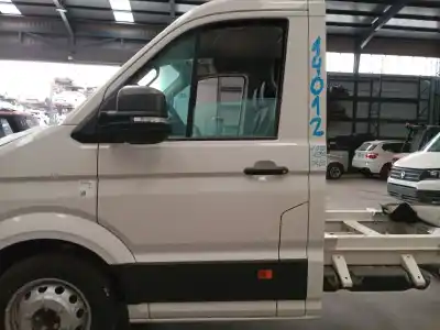 Peça sobressalente para automóvel em segunda mão PORTA DA FRENTE ESQUERDA por VOLKSWAGEN CRAFTER CAJA/CHASIS (SZ_)  Referências OEM IAM   