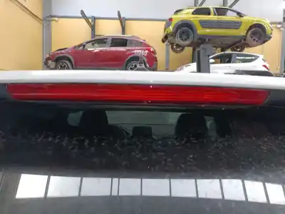 Pièce détachée automobile d'occasion Feu De Frein Central pour FORD PUMA (J2K, CF7) 1.0 ECOBOOST MHEV Références OEM IAM   