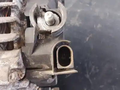 Pezzo di ricambio per auto di seconda mano alternatore per ford c-max ii (dxa/cb7, dxa/ceu) 1.6 tdci riferimenti oem iam av6n10300dc p3-a5-3-2 