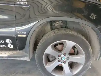 Peça sobressalente para automóvel em segunda mão aba do guarda-lamas dianteiro direito por bmw x5 (e53) 3.0 d referências oem iam 