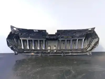 Автозапчастина б/у передня решіта для skoda karoq (nu7, nd7) 1.5 tsi посилання на oem iam  p2-a4-11 