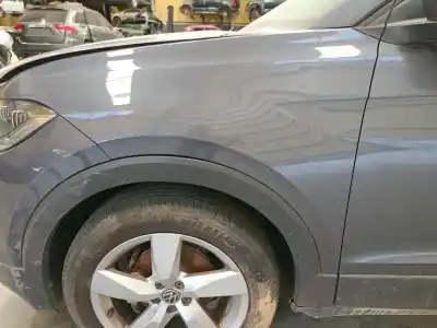 Tweedehands auto-onderdeel linker voor spatbord voor volkswagen t-cross (c11) 1.0 tsi oem iam-referenties 