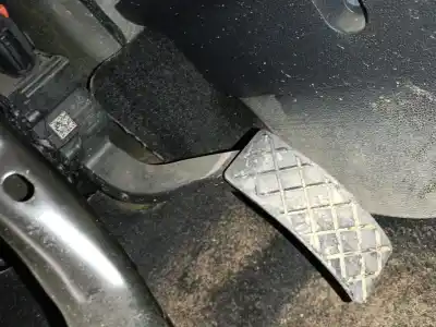 Tweedehands auto-onderdeel gaspedaal voor volkswagen t-cross (c11) 1.0 tsi oem iam-referenties 2q1723503