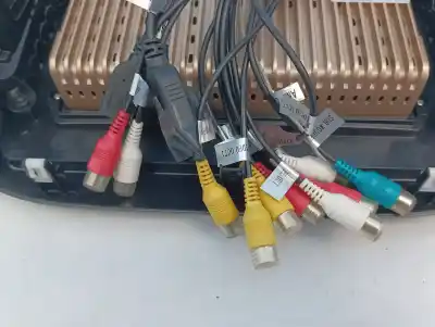 Peça sobressalente para automóvel em segunda mão módulo / sistema de navegação gps por jeep compass (mp, m6, mv, m7) 1.4 multiair referências oem iam  e3-b6-17-5  Peça sobressalente para automóvel em segunda mão módulo / sistema de navegação gps por jeep compass (mp, m6, mv, m7) 1.4 multiair referências oem iam  e3-b6-17-5