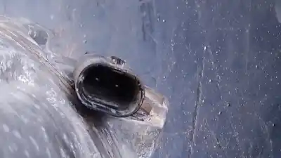 Peça sobressalente para automóvel em segunda mão compressor de ar condicionado a/a a/c por mazda cx-30 e-skyactiv-g referências oem iam ca500g5aaa p3-a2-5-1 