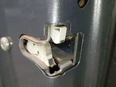 Pezzo di ricambio per auto di seconda mano serratura porta anteriore sinistra per opel corsa e (x15) 1.4 (08, 68) riferimenti oem iam 