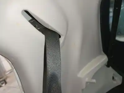 Pezzo di ricambio per auto di seconda mano cintura di sicurezza posteriore destra per toyota aygo (_b4_) 1.0 (kgb40) riferimenti oem iam 