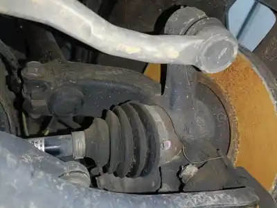 Pezzo di ricambio per auto di seconda mano attacco anteriore destro per toyota aygo (_b4_) 1.0 (kgb40) riferimenti oem iam 