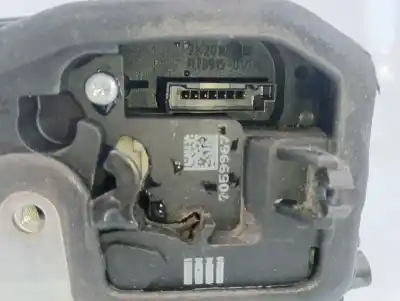 Second-hand car spare part left front door lock for bmw 3 (e90) 320 d oem iam references ftl2c1776 e1-a3-51-1 