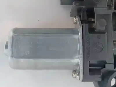 Автозапчастина б/у двиг скла задне ліво для jeep renegade suv (bu, b1, bv) 1.4 4x4 посилання на oem iam c37707100 e1-b5-51-2 