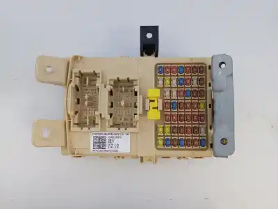 Peça sobressalente para automóvel em segunda mão caixa de fusíveis e relés por kia stonic (yb) 1.0 t-gdi referências oem iam 91950h8570 e3-a3-31-2 
