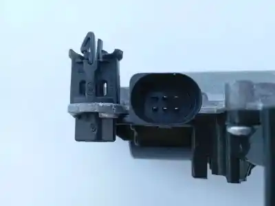 Peça sobressalente para automóvel em segunda mão motor de fechadura central mala por skoda octavia iv combi (nx5) 2.0 tdi referências oem iam 5ta827887b e1-a5-35-2 