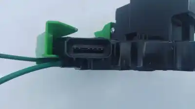 İkinci el araba yedek parçası sol ön kapi kilidi için ssangyong tivoli 1.2 oem iam referansları 7121035021 e1-b3-52-2 