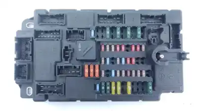 Автозапчасти б/у блок реле/предохранителей за mini mini (r56) cooper d ссылки oem iam 6135345552601 e3-a2-31-1 