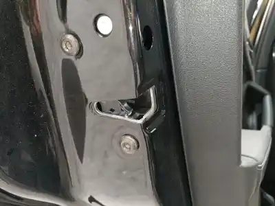 Peça sobressalente para automóvel em segunda mão fechadura da porta traseira esquerda por audi q3 sportback (f3n) 35 tdi referências oem iam 