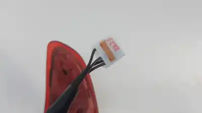 Second-hand car spare part left tailgate light for kia stonic (yb) 1.2 cvvt oem iam references  e2-b5-19-2 