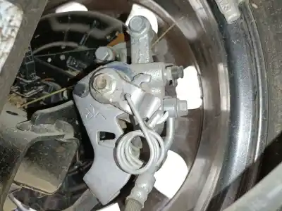 Автозапчасти б/у задний правый тормозной суппорт за kia stonic (yb) 1.2 cvvt ссылки oem iam 