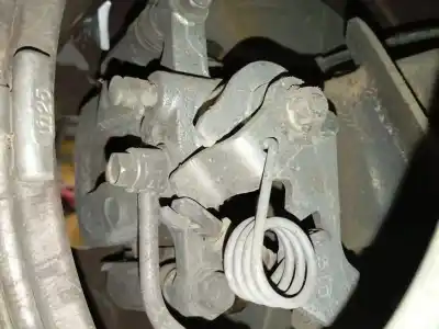 Автозапчасти б/у задний левый тормозной суппорт за ssangyong tivoli 1.2 ссылки oem iam 