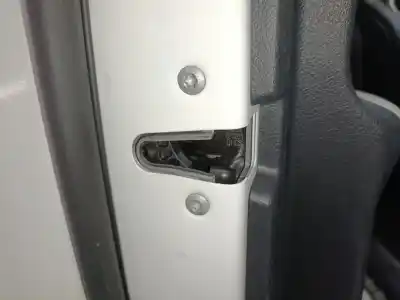 Автозапчасти б/у замок левой передней двери за mercedes-benz gla (h247) gla 200 d (247.712) ссылки oem iam 