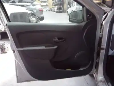 Peça sobressalente para automóvel em segunda mão Forra / Revestimento Da Porta Dianteira Esquerda por DACIA SANDERO Ambiance Referências OEM IAM   