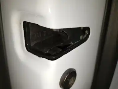 Pezzo di ricambio per auto di seconda mano Serratura Porta Posteriore Destra per AUDI Q3 (8UB, 8UG) 2.0 TDI Riferimenti OEM IAM   