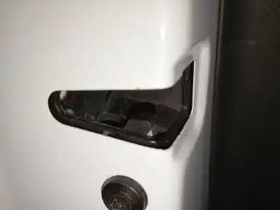 Pezzo di ricambio per auto di seconda mano Serratura Porta Posteriore Sinistra per AUDI Q3 (8UB, 8UG) 2.0 TDI Riferimenti OEM IAM   