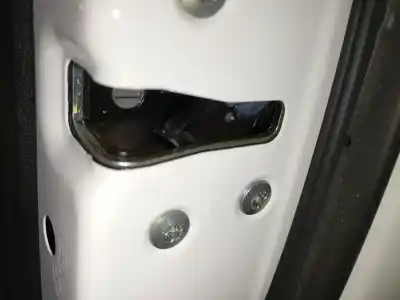 Pezzo di ricambio per auto di seconda mano serratura porta posteriore destra per kia stonic (yb) 1.0 t-gdi eco-dynamics+ riferimenti oem iam 