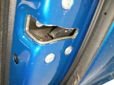 Автозапчасти б/у замок задней правой двери за kia stonic (yb) 1.0 t-gdi ссылки oem iam 